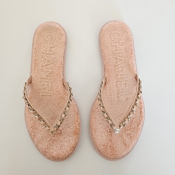 CHANEL Thong Flip Flops  Sandals Pink Lambskin Chain CC Authentic EU 40/ US 10 - Picture 3 of 15